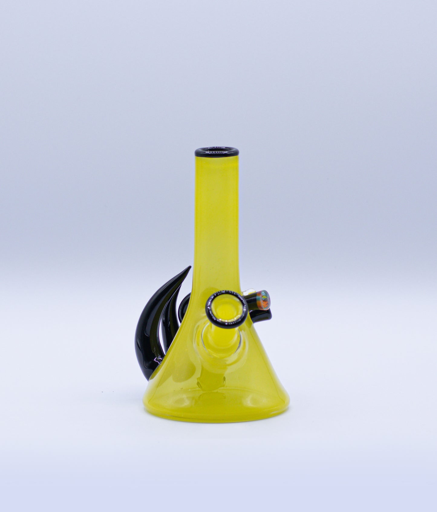 Hendy Glass Yellow Horn
