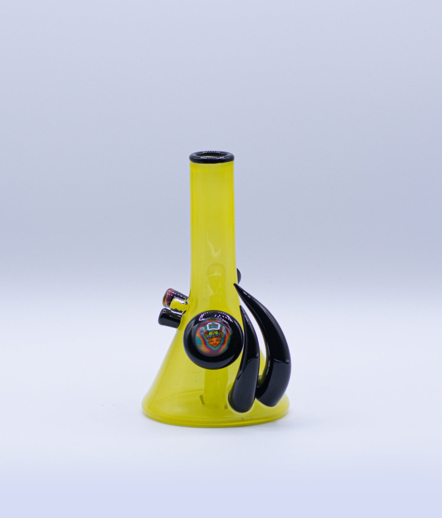 Hendy Glass Yellow Horn — 10mm female — handcrafted borosilicate — Brothers Smoke Supply, Chino CA