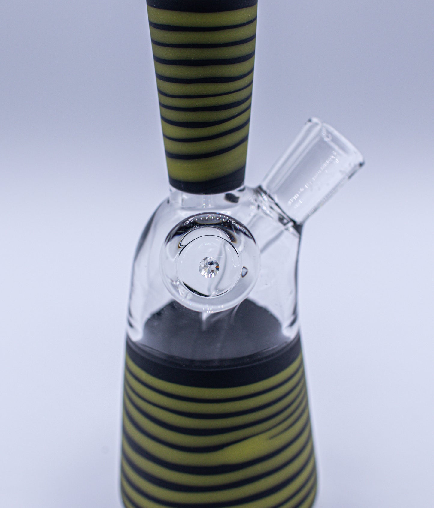 Matt Robertson Diamond Zoo Tube detail — fixed downstem, two-hole diffusion — autographed Pelican case